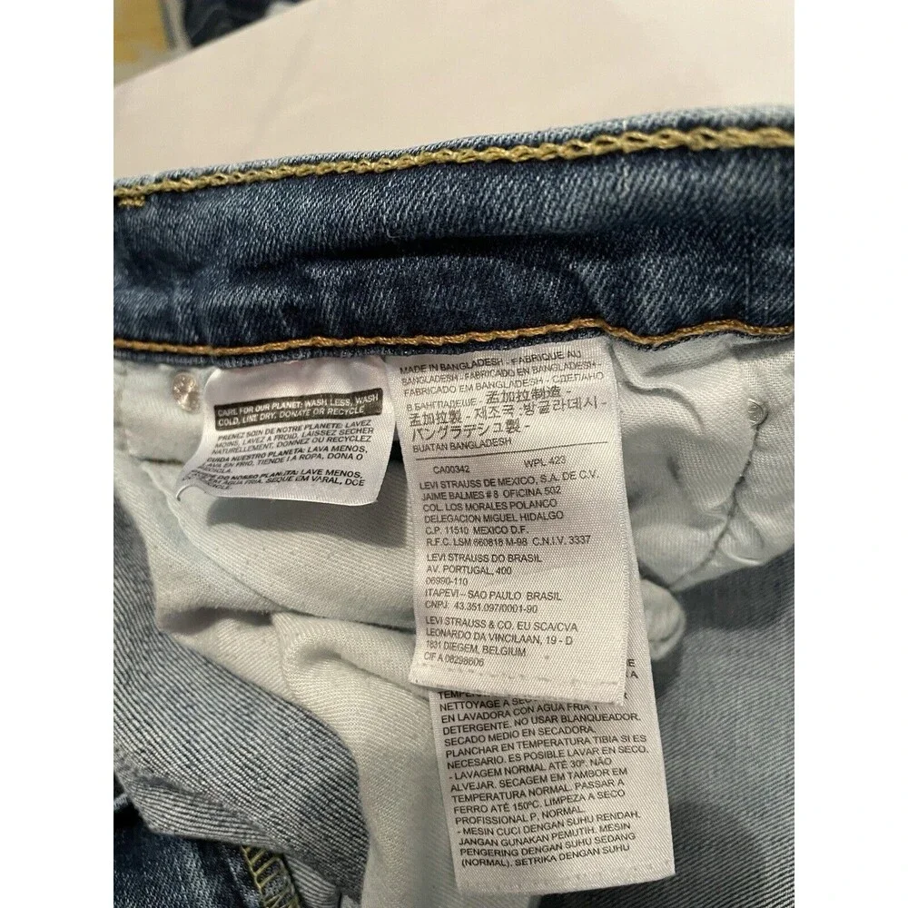 Levi’s Jeans Men Size 35”x28.5” Blue Denim Pants